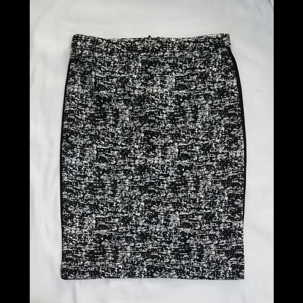 Premise texture Ponte Pencil Skirt